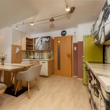 Stadt-chalet Daire *